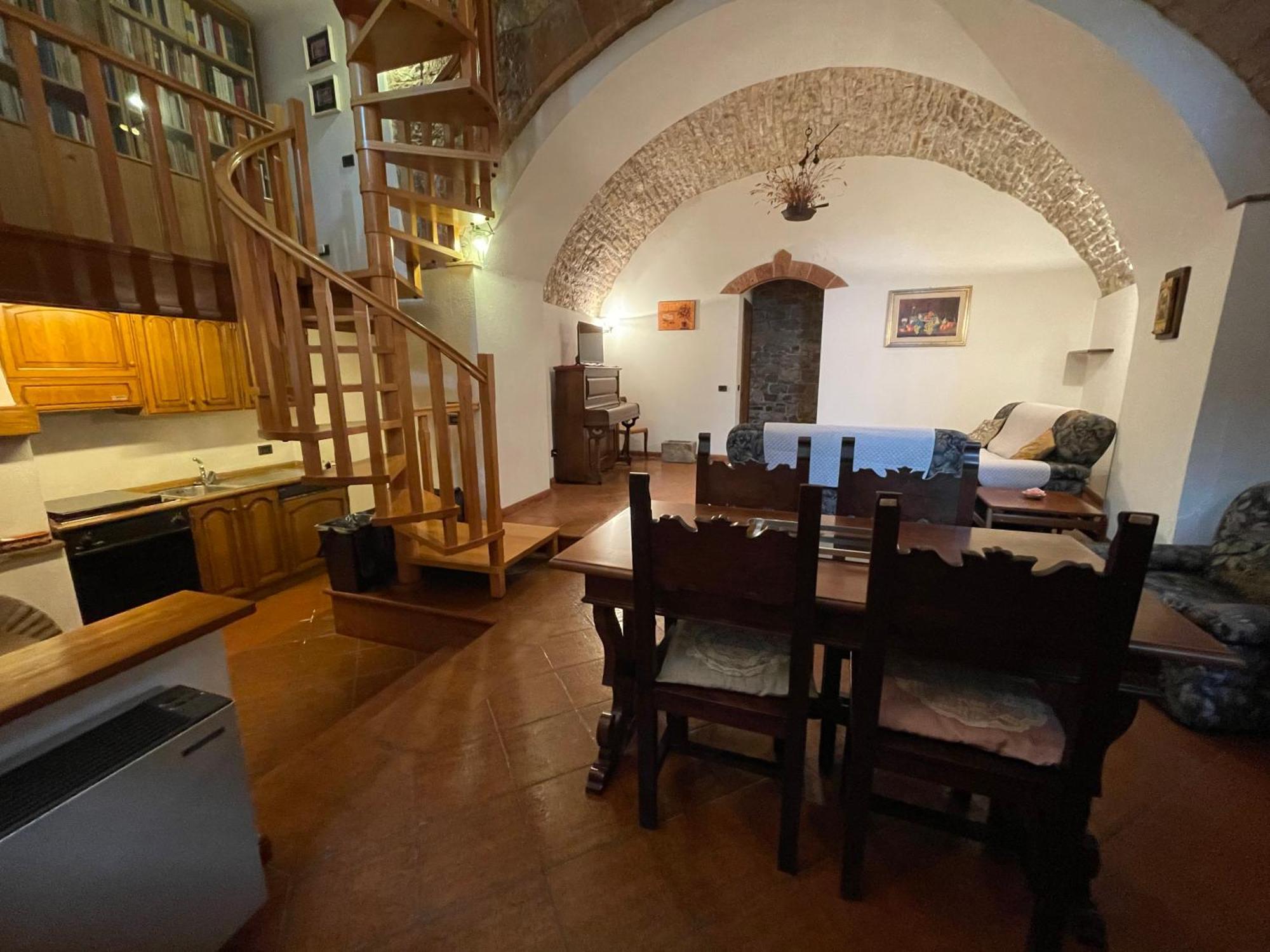 Апартаменты Happy House - Porta San Giacomo Ассизи Экстерьер фото